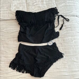 Swimsuits For All Black Fringe Tankini; Top size 16, Bottoms size 12